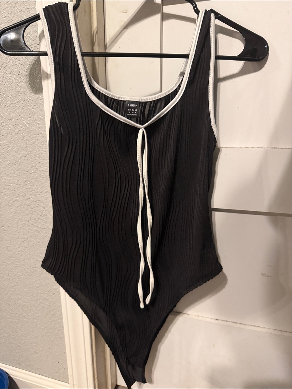 SHEIN Black Ribbed Sleeveless Bodysuit with White Trim